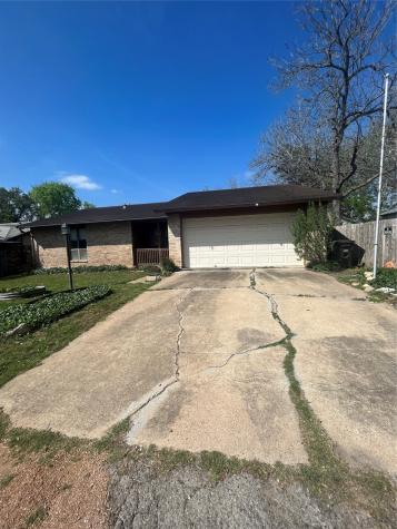 107 Russek Street Schulenburg TX 78956