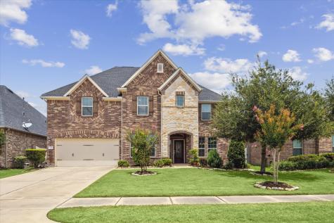 151 Round Lake Drive Rosenberg TX 77469