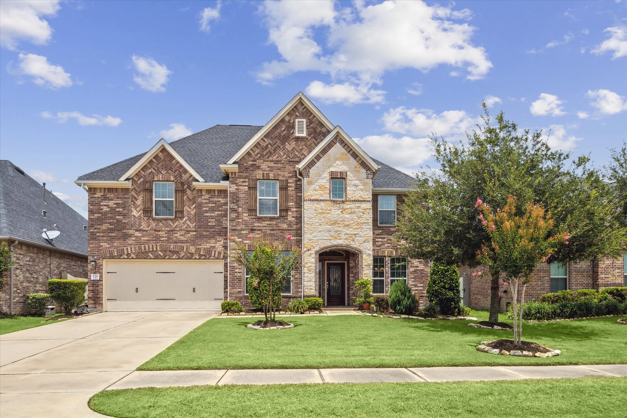 151 Round Lake Drive Rosenberg TX 77469