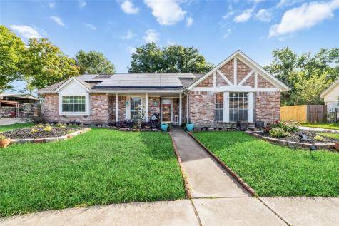 8018 Wray Court Houston TX 77088