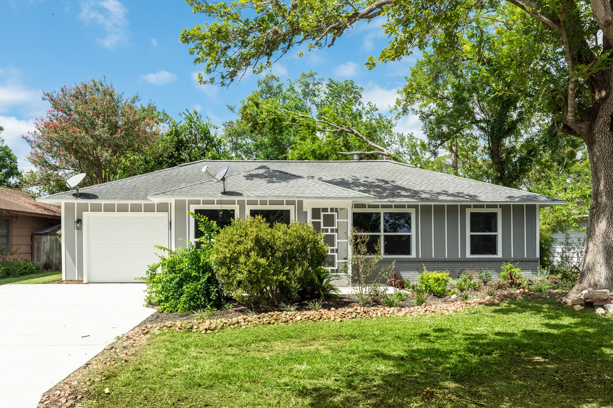 409 Jasmine Street Lake Jackson TX 77566