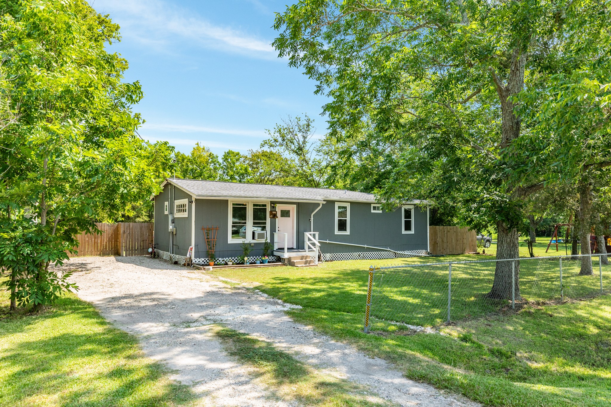 1046 County Road 913 Brazoria TX 77422
