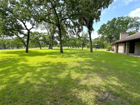 113 Fm 3454 Road Huntsville TX 77320