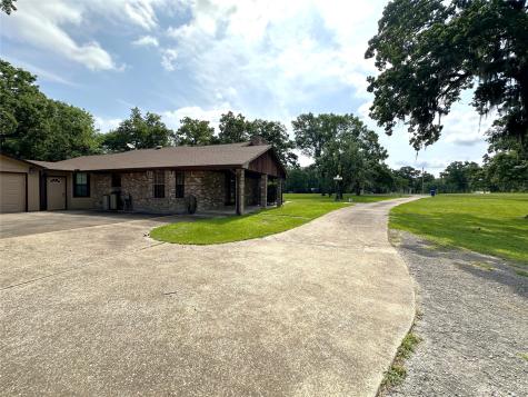 113 Fm 3454 Road Huntsville TX 77320