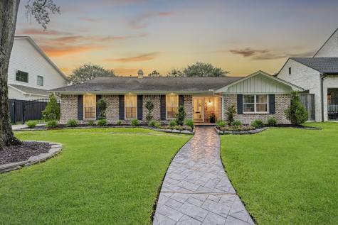 6224 Burgoyne Road Houston TX 77057