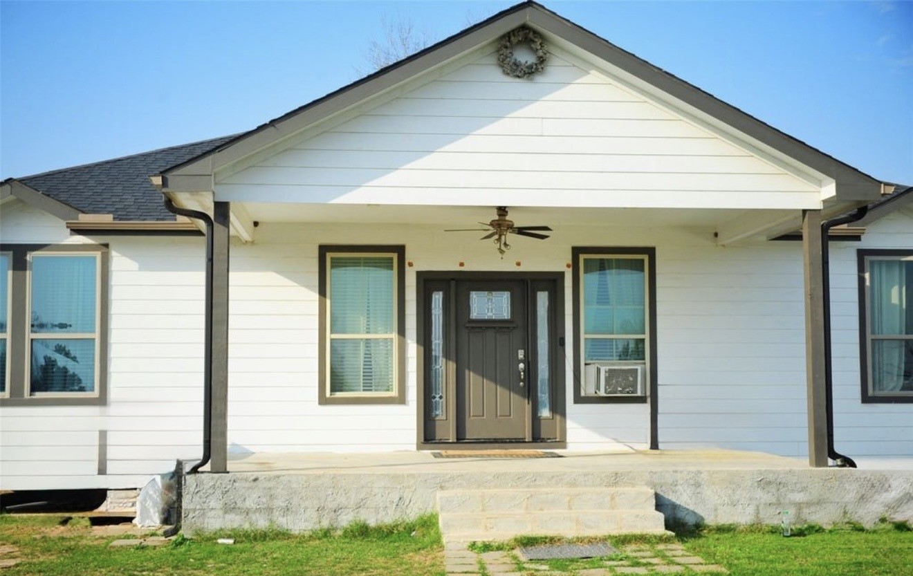 46 Road 5240 Cleveland TX 77327