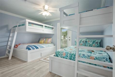 1140 Waterways Drive Crystal Beach TX 77650