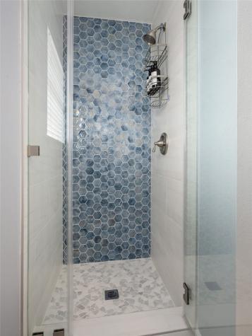 1140 Waterways Drive Crystal Beach TX 77650