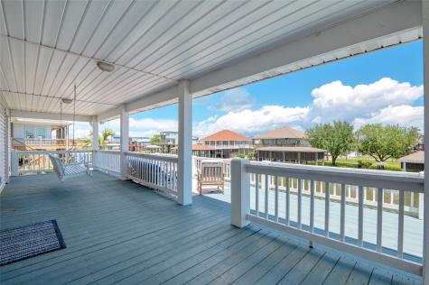 1140 Waterways Drive Crystal Beach TX 77650