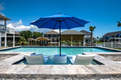 1140 Waterways Drive Crystal Beach TX 77650