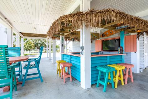 1140 Waterways Drive Crystal Beach TX 77650