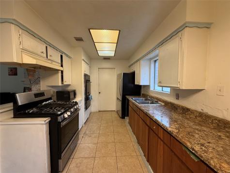 346 Saddle Horn Drive Houston TX 77060