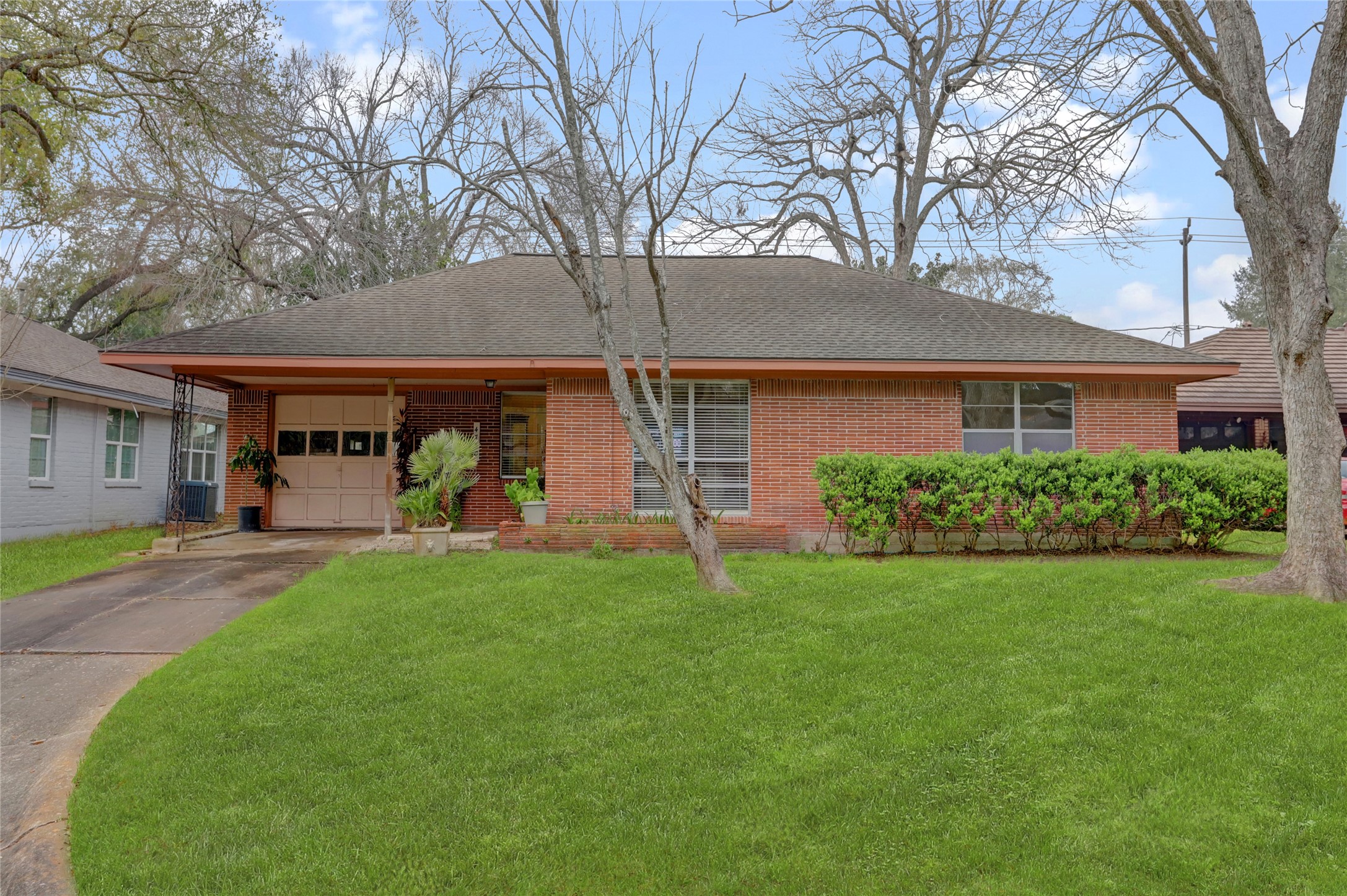 4730 Sanford Road Houston TX 77035
