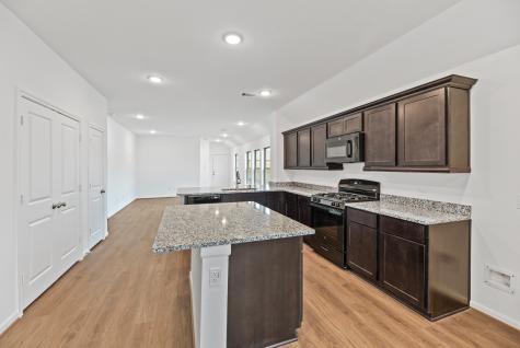 19196 Cedar Lennox Circle Magnolia TX 77355