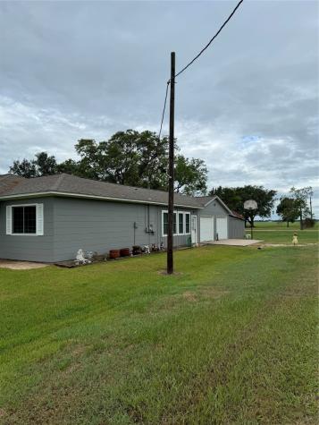 1239 Fm 1160 Road Louise TX 77455