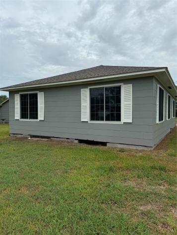 1239 Fm 1160 Road Louise TX 77455