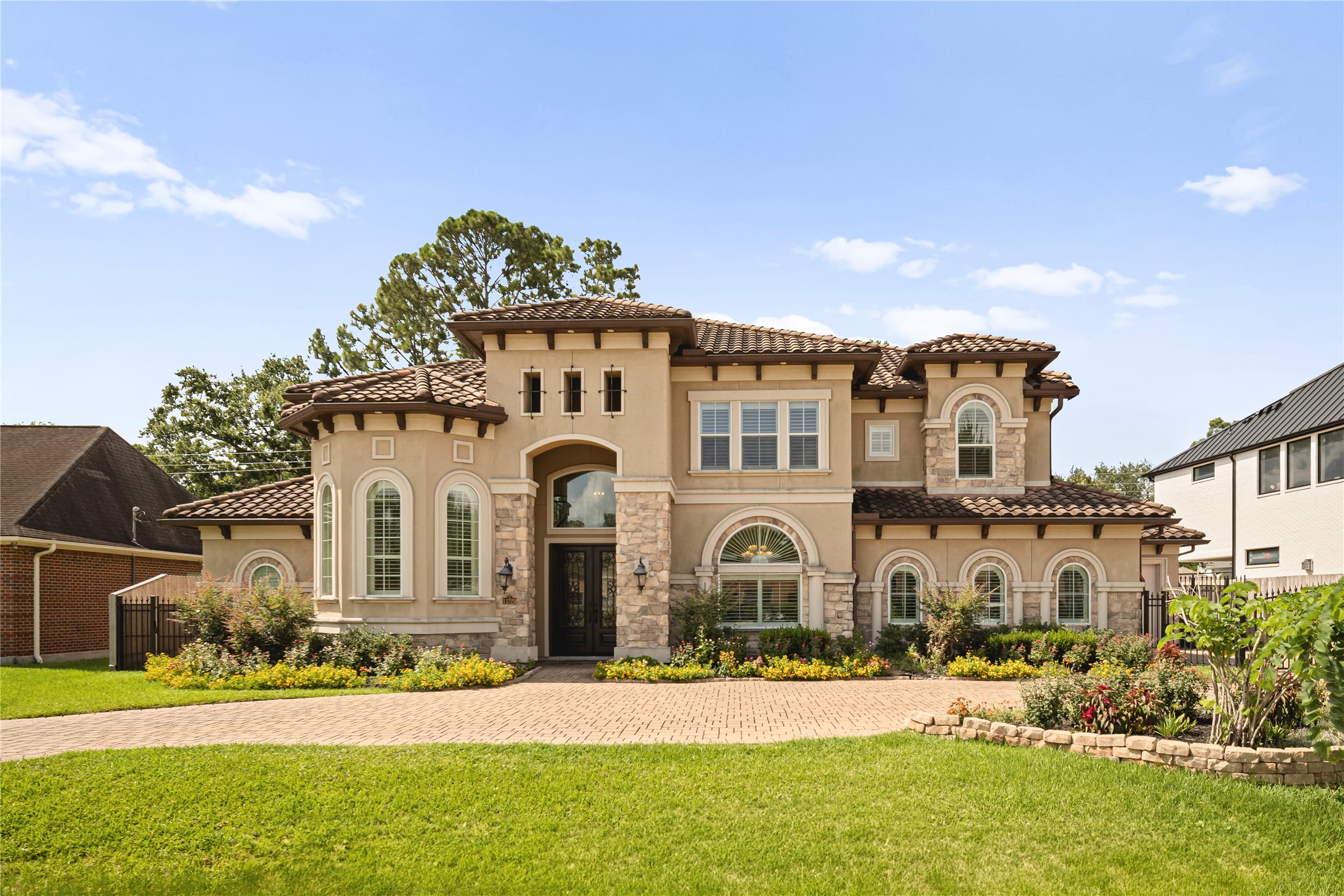 11729 Joan Of Arc Drive Houston TX 77024
