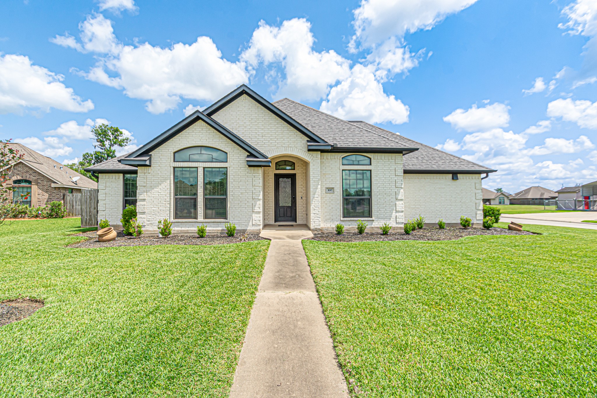 100 Jay Court Richwood TX 77566