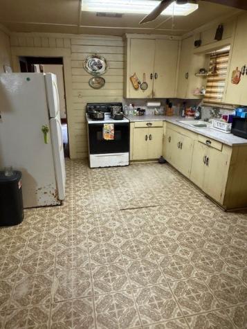 411 Sherwood Street E Cleveland TX 77327