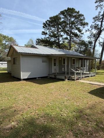 411 Sherwood Street E Cleveland TX 77327