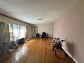 5237 Brinkman Street Houston TX 77091