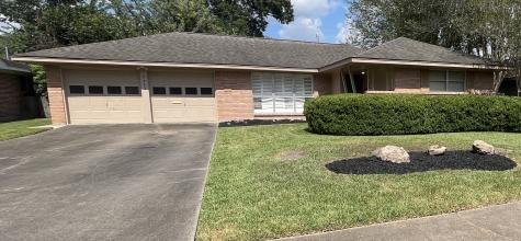 5442 Kinglet Street Houston TX 77096