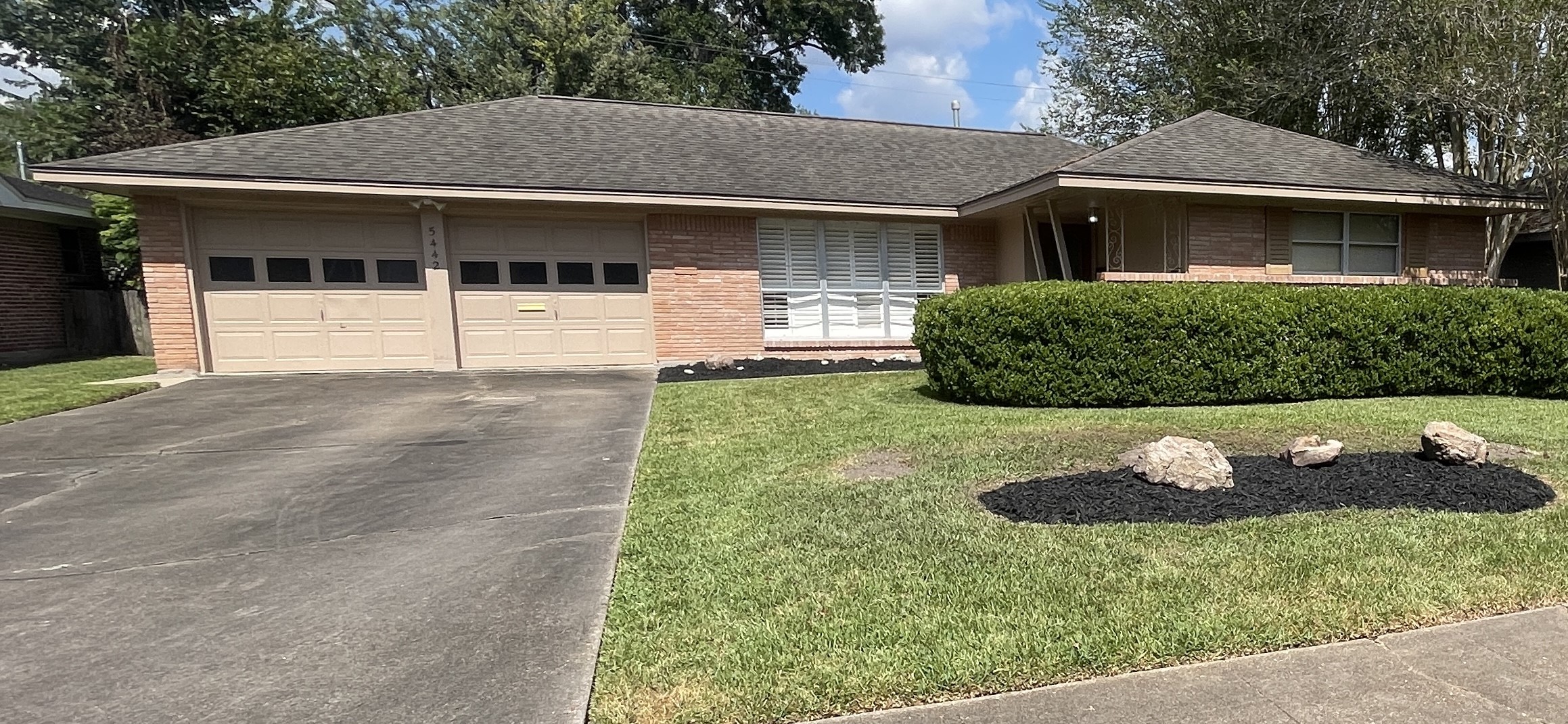 5442 Kinglet Street Houston TX 77096