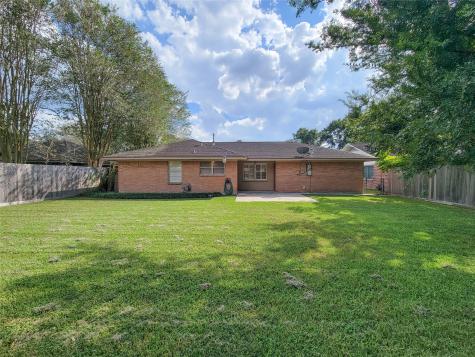 5442 Kinglet Street Houston TX 77096