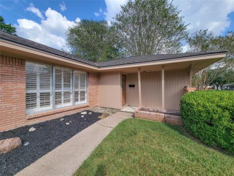 5442 Kinglet Street Houston TX 77096