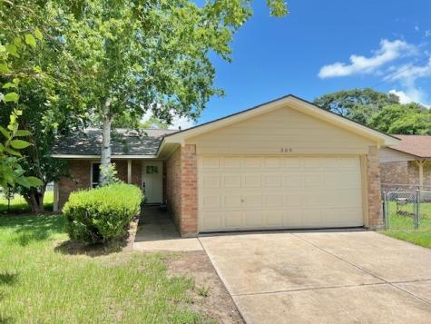 309 Bert Street Angleton TX 77515