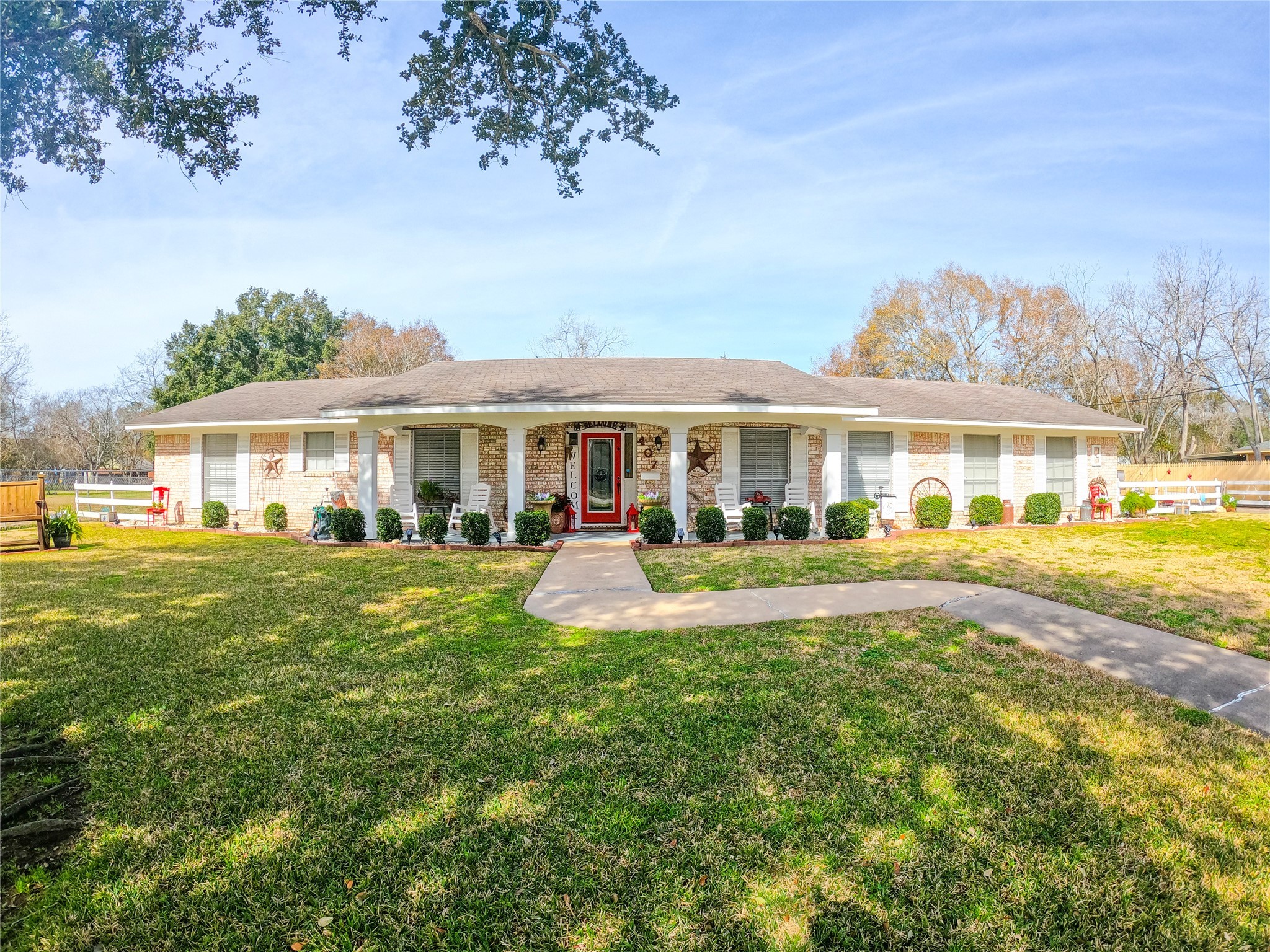 407 E Norris Street El Campo TX 77437