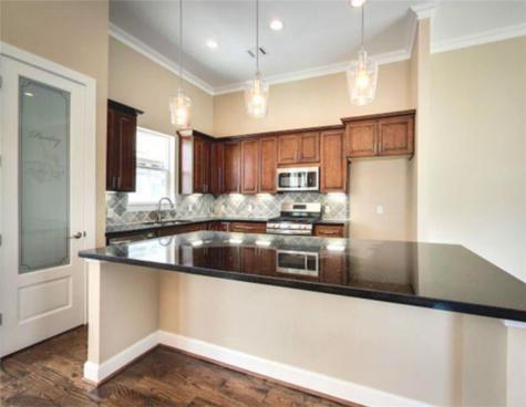 2206 Holman Street Houston TX 77004
