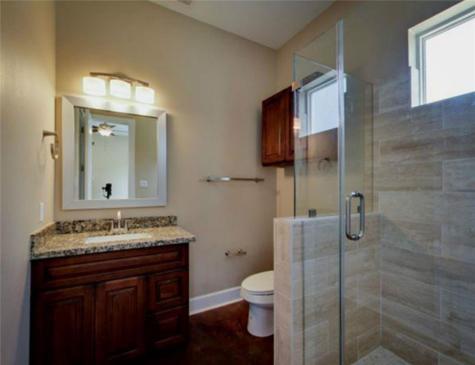 2206 Holman Street Houston TX 77004