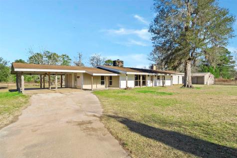 975 County Road 332 Cleveland TX 77327