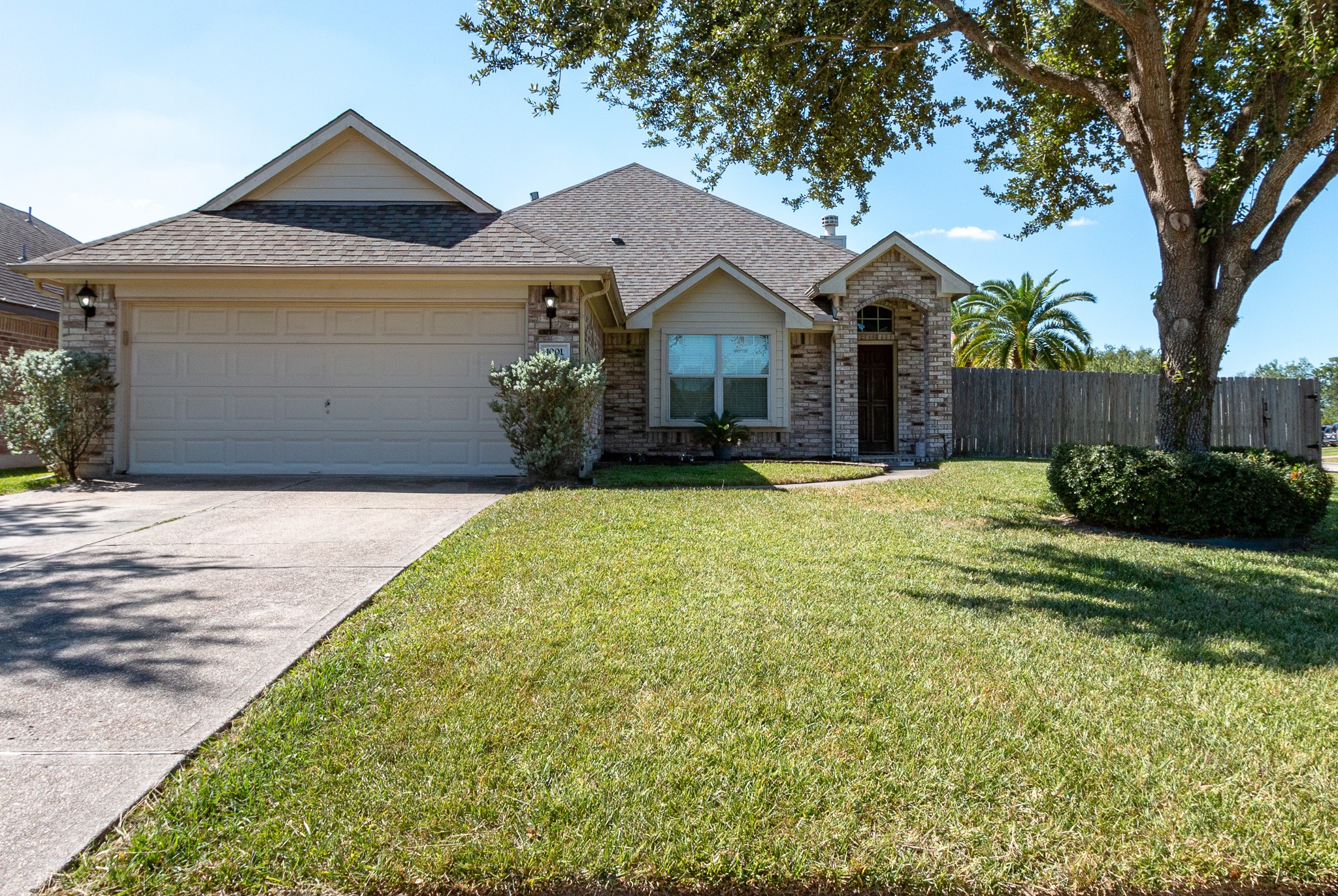 1001 Brazos Court League City TX 77573