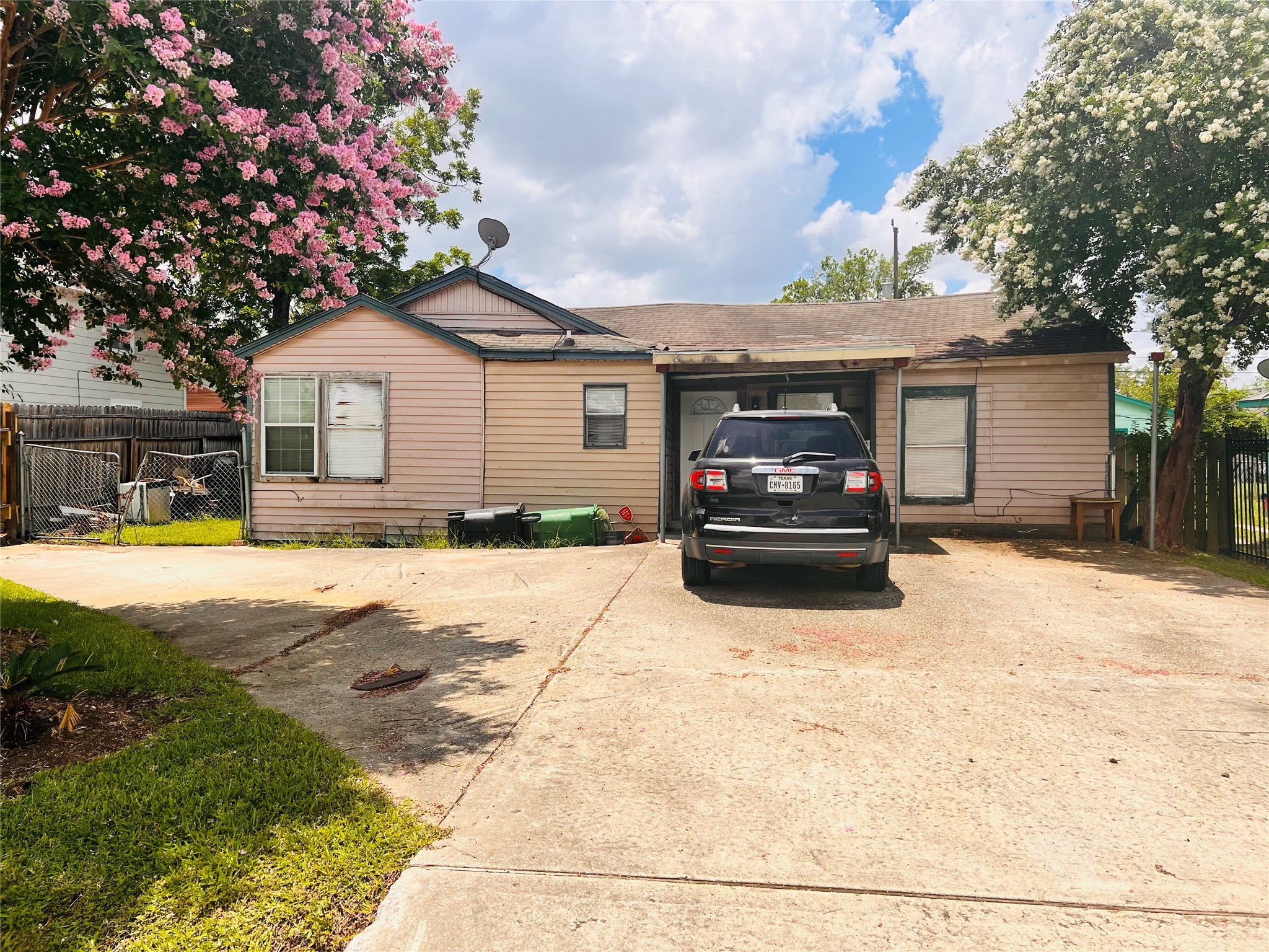 13426 Vicksburg Street Houston TX 77015