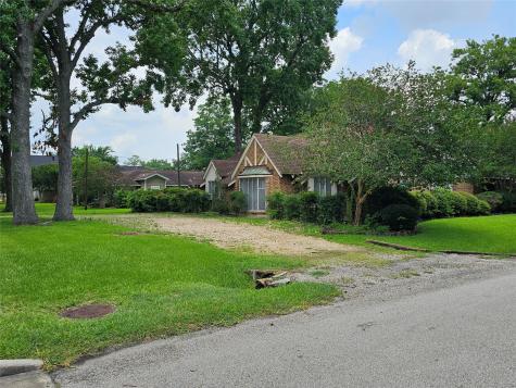 9202 Larston Street Houston TX 77055