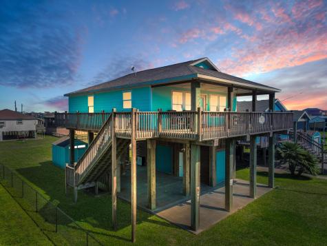 964 S Selwyn Road Crystal Beach TX 77650