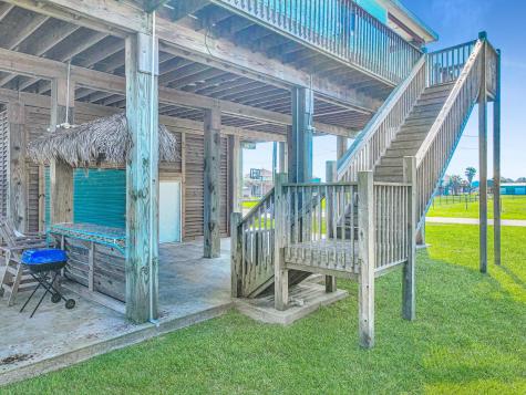 964 S Selwyn Road Crystal Beach TX 77650