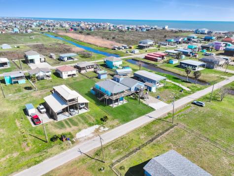 964 S Selwyn Road Crystal Beach TX 77650