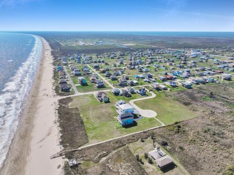964 S Selwyn Road Crystal Beach TX 77650