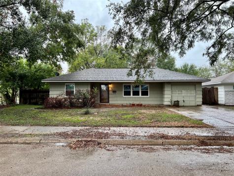 5001 Verdome Lane Houston TX 77092