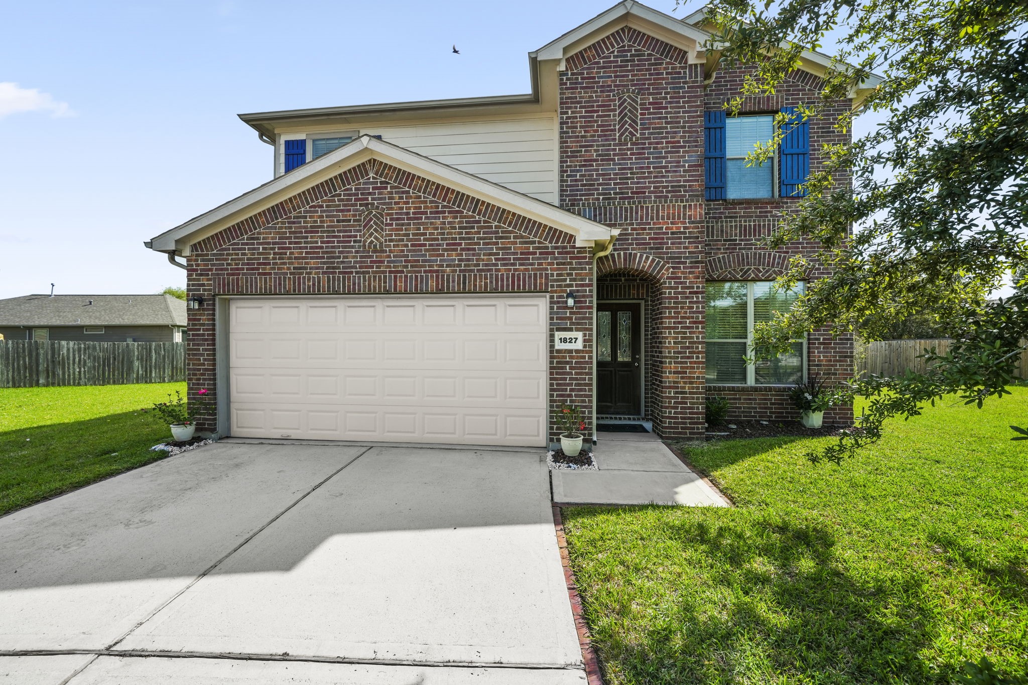 1827 Killiney Court Houston TX 77051