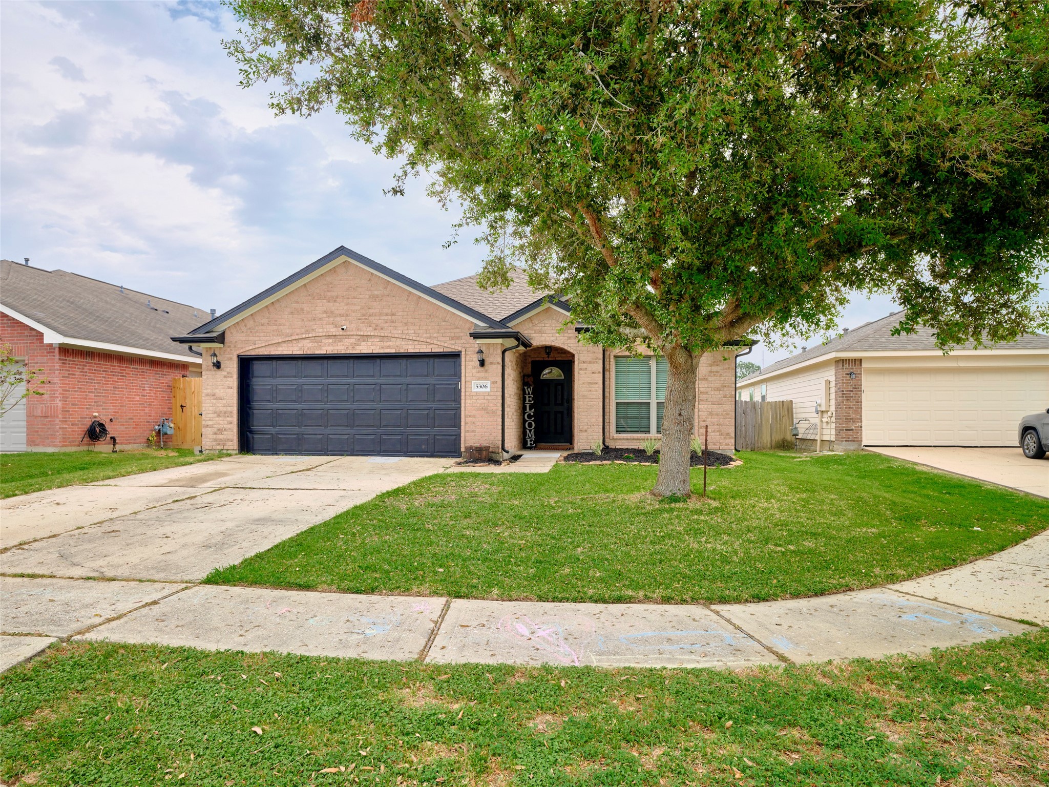 5306 Carmichael Circle Alvin TX 77511