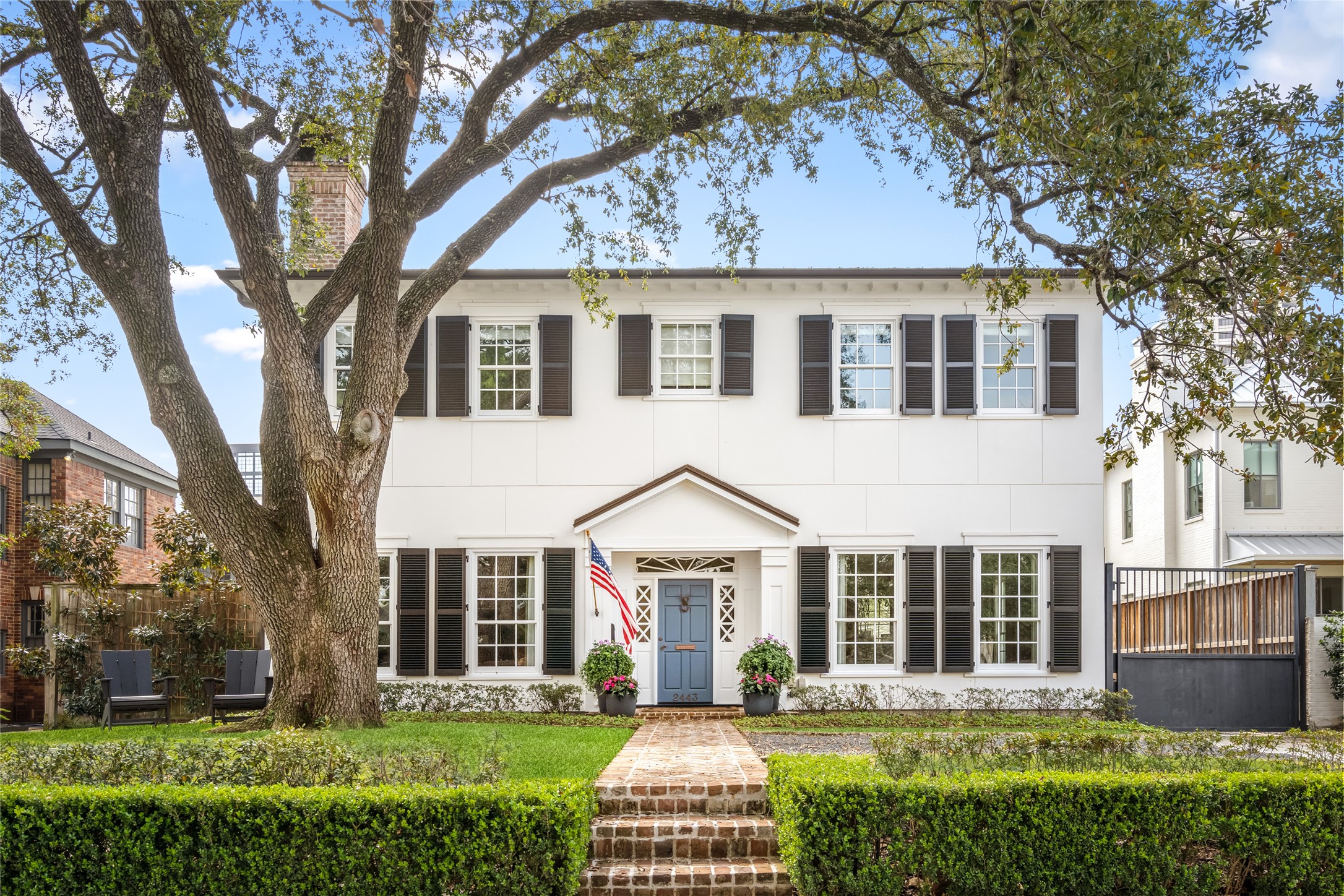 2443 Pelham Drive Houston TX 77019