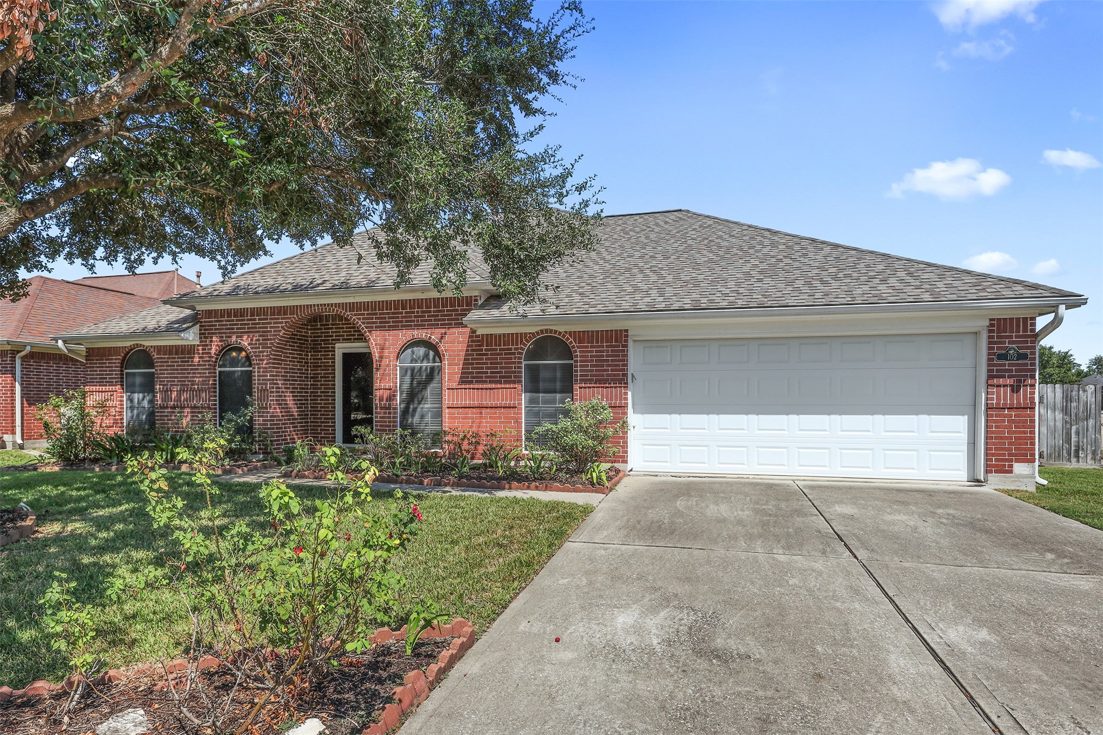 102 Summer Breeze Drive La Porte TX 77571