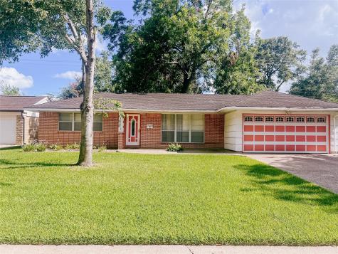 5201 Libbey Lane Houston TX 77092