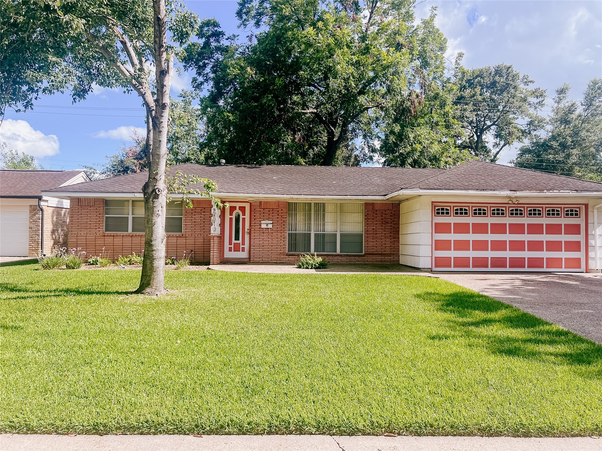 5201 Libbey Lane Houston TX 77092