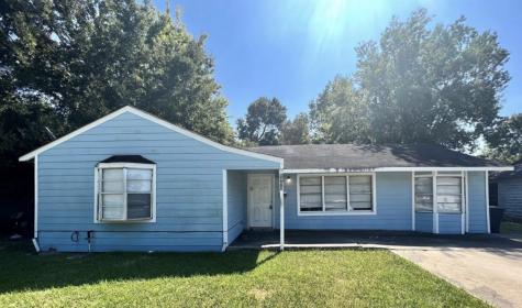 5950 Southford Street Houston TX 77033