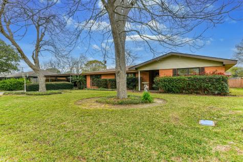 8102 Dellanera Drive Hitchcock TX 77563
